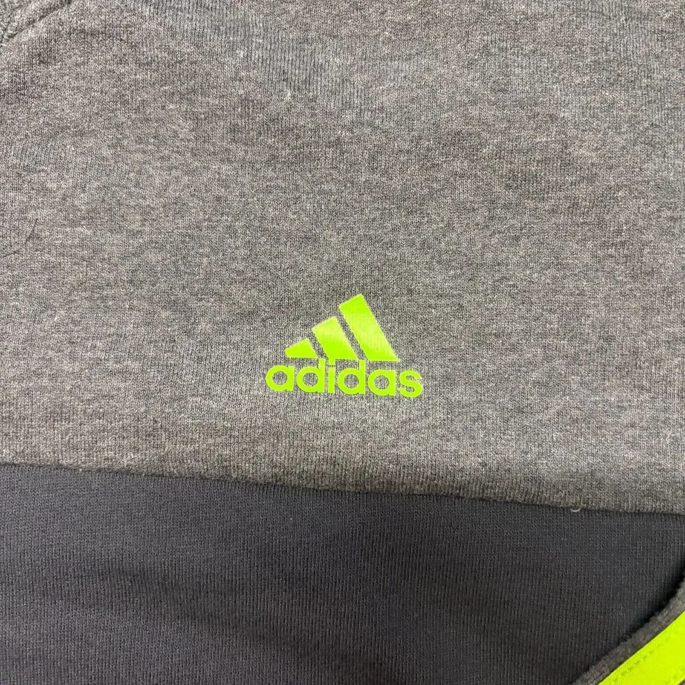 Size XL Mens – Adidas Gray Neon Logo 3 Stripe Colorblock Crewneck